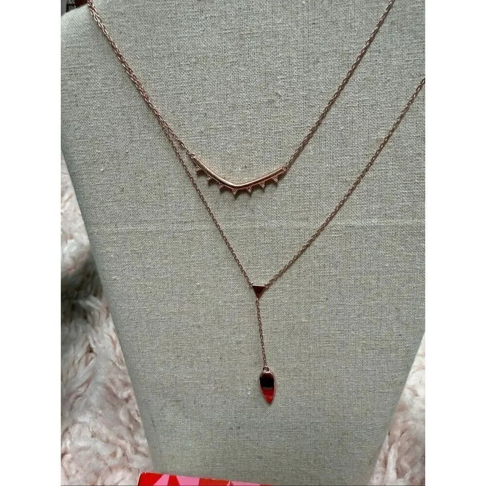 NIB Stella and Dot Tiered Lariat Necklace in Rose Gold